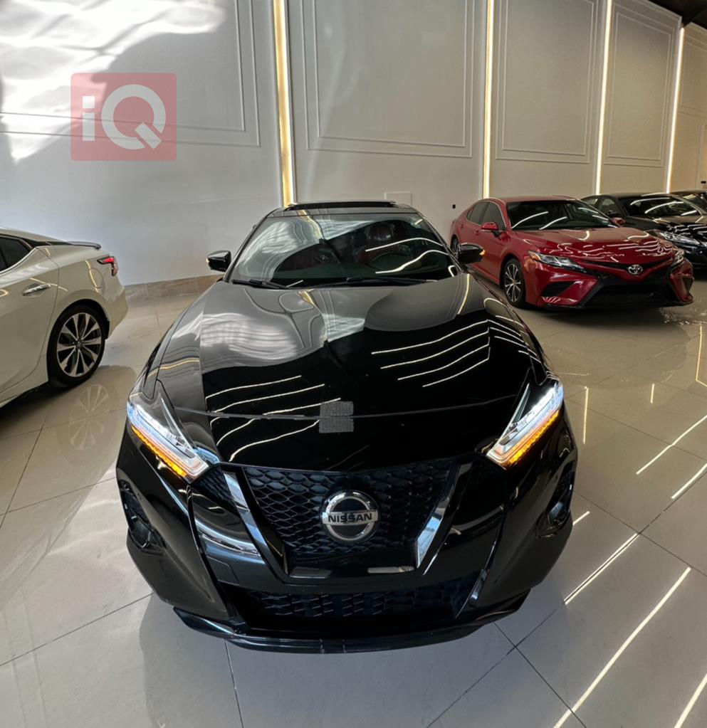 Nissan Maxima